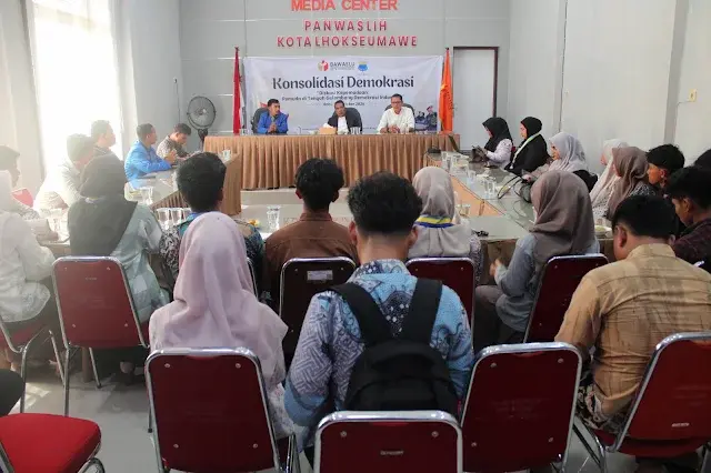 Peringati Sumpah Pemuda, PMII Lhokseumawe dan Panwaslih Teken MoU Pengawasan Demokrasi