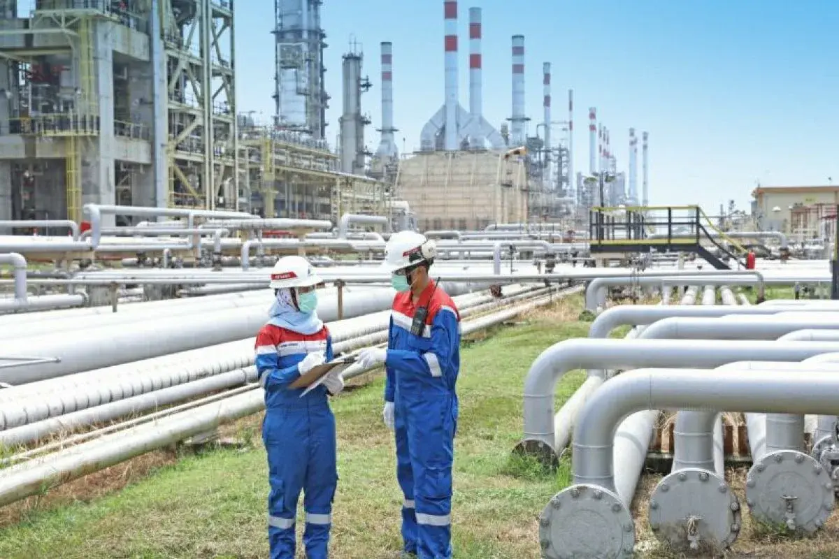 Kilang Balongan Pastikan Pasokan BBM Aman Usai Nyala Flare Membesar
